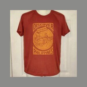 NWOT Men's Discover Philippines Tshirt Size Med.
